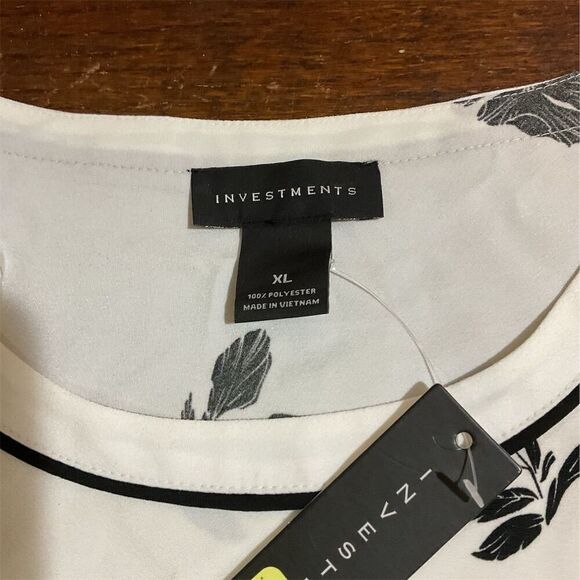 Investments XL Blouse Ivory Black Floral 3/4 Sleeve Round Neck Stripe Hem​​ - Picture 2 of 4